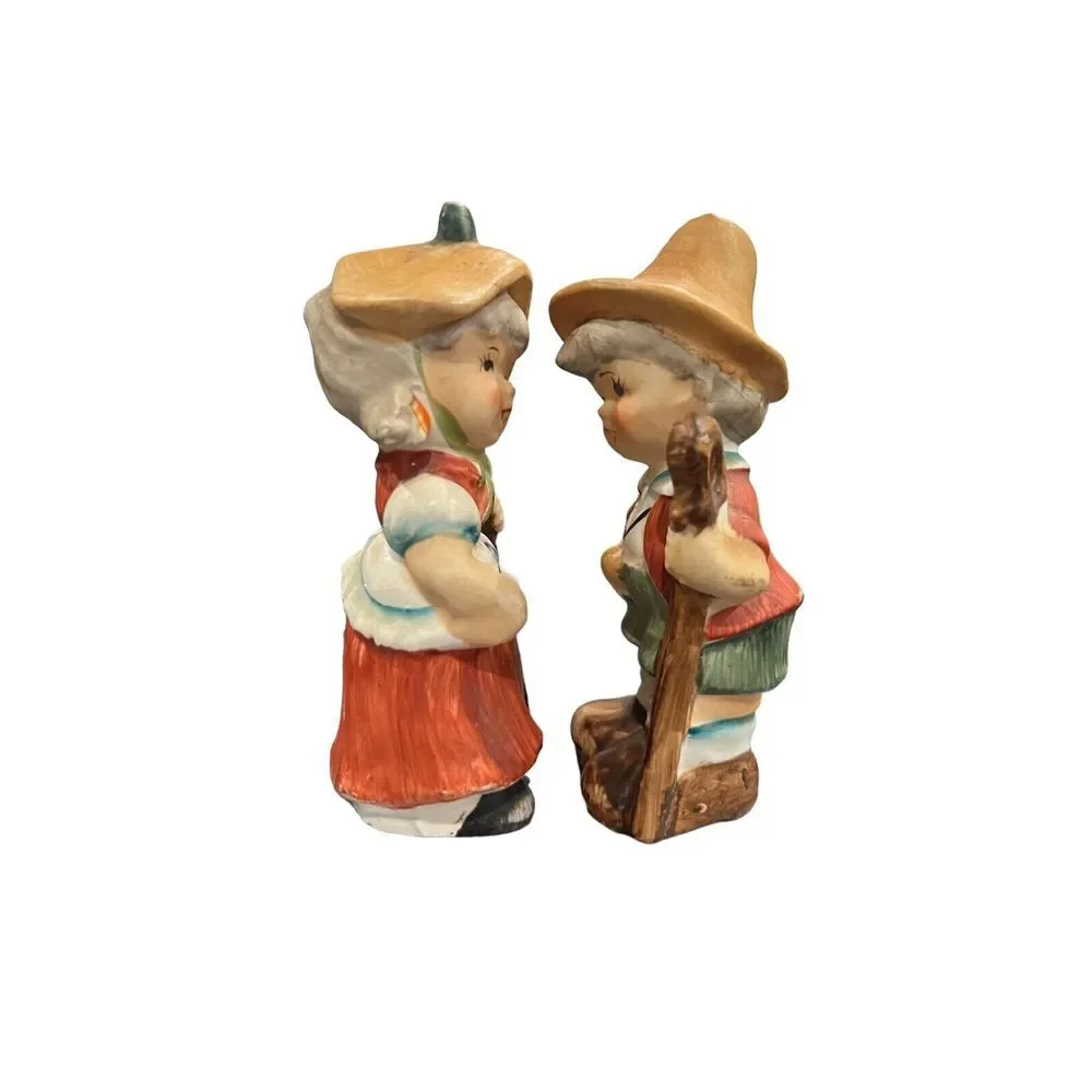 Vintage Salt & Pepper Shakers Boy‎ & Girl Shepherds Ceramic